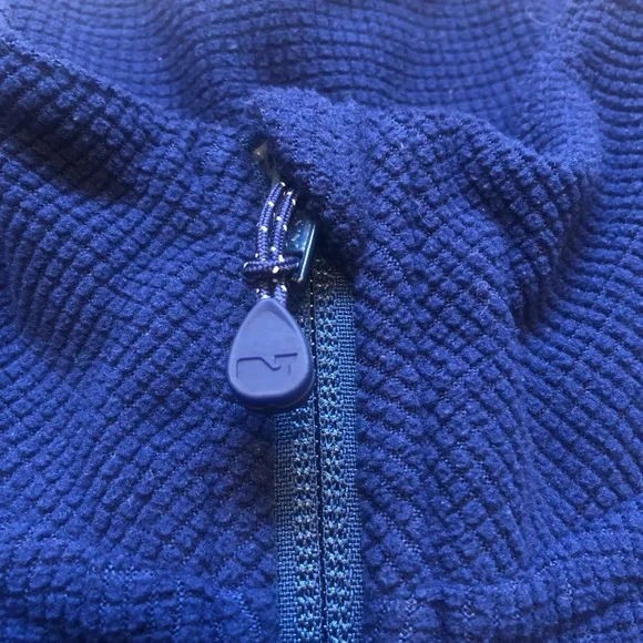 Vineyard Vines Navy Quilted Half-Zip Performance Pullover - Picture 4 of 9